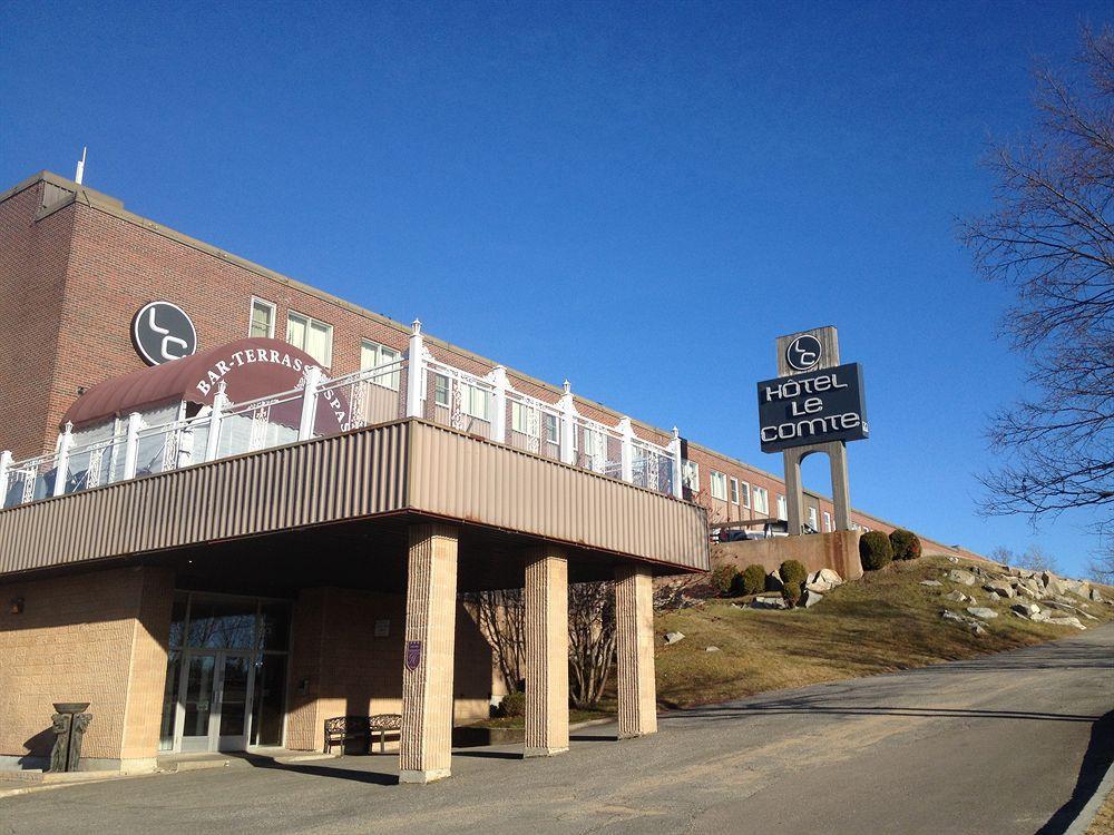 Travelodge By Wyndham Baie Comeau Exterior photo