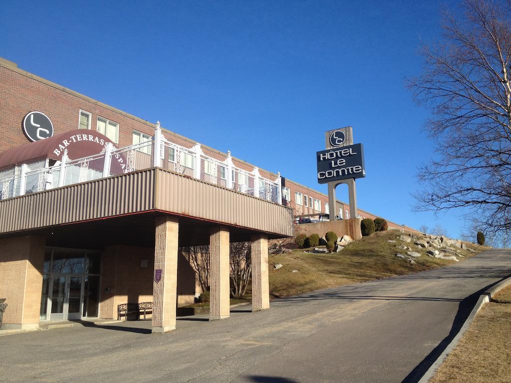Travelodge By Wyndham Baie Comeau Exterior photo